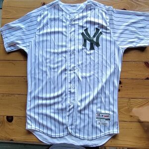 NY Yankees Team Issued 2018 Memorial Day Special Edition Home Jersey - Size 46